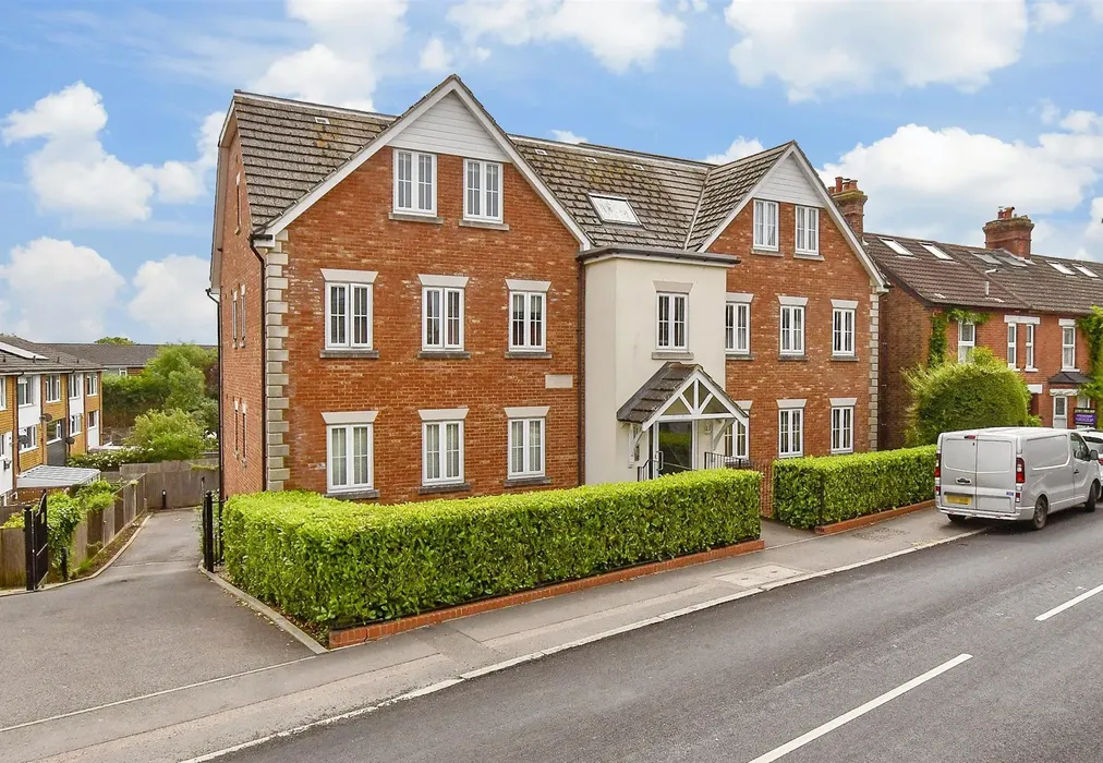 External (Web) - Shipbourne Road, Tonbridge, Kent - Wards of Kent