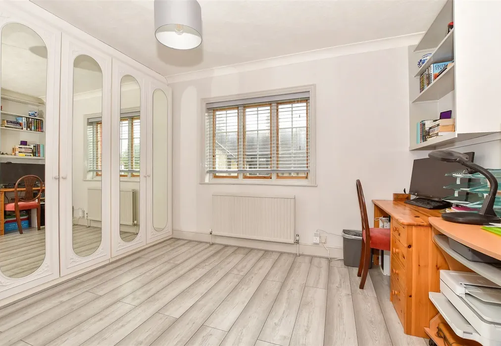 Bedroom 4 - Ashford Road, High Halden, Ashford, Kent - Wards of Kent