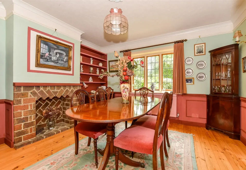 Dining Room - Ashford Road, High Halden, Ashford, Kent - Wards of Kent
