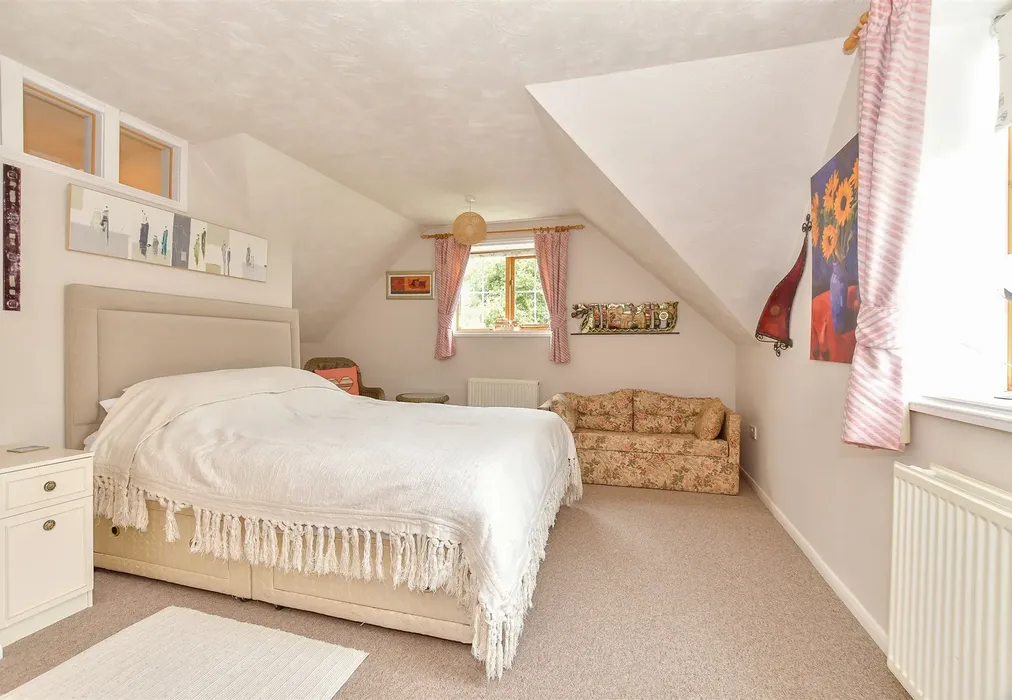 Bedroom 3 - Ashford Road, High Halden, Ashford, Kent - Wards of Kent