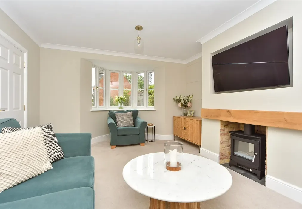 Lounge - Rooks View, Bobbing, Sittingbourne, Kent - Wards of Kent
