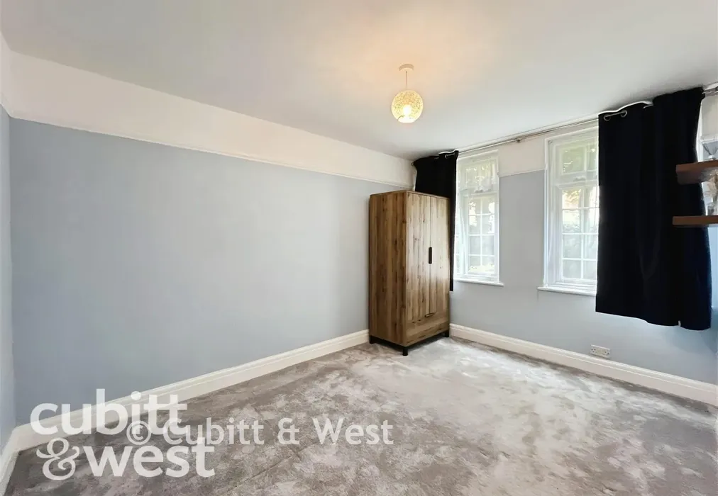 Bedroom 1 - Campbell Road, Southsea, Hampshire - Wards of Kent