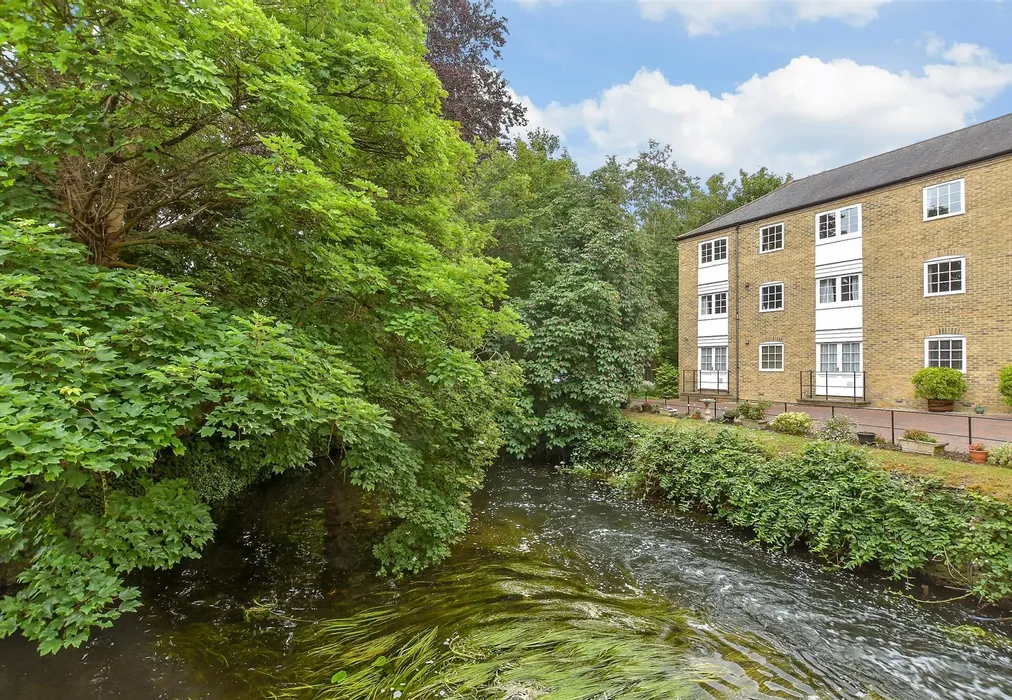 Surrounding Area - The Causeway, Canterbury, Kent - Wards of Kent