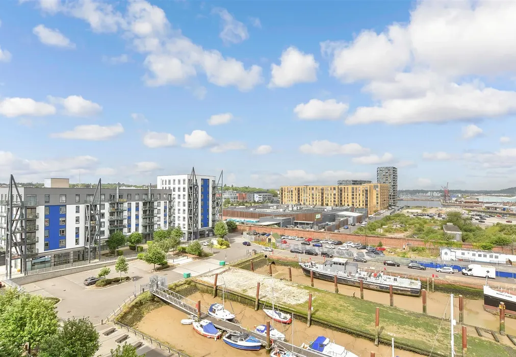 Views To Front - Pegasus Way, Gillingham, Kent - Wards of Kent
