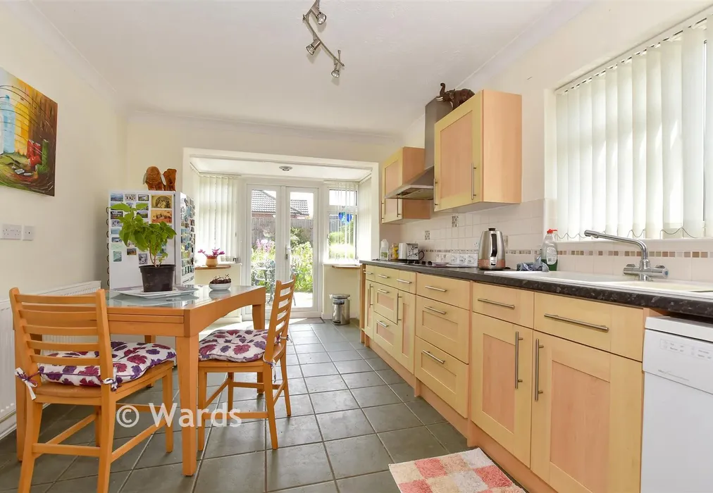 Kitchen - Ashford Road, Canterbury, Kent - Wards of Kent
