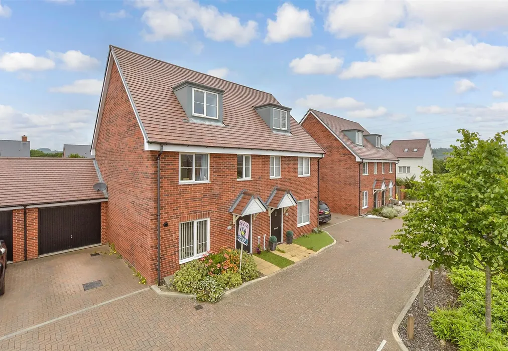 External Web - Blaker Close, Folkestone, Kent - Wards of Kent