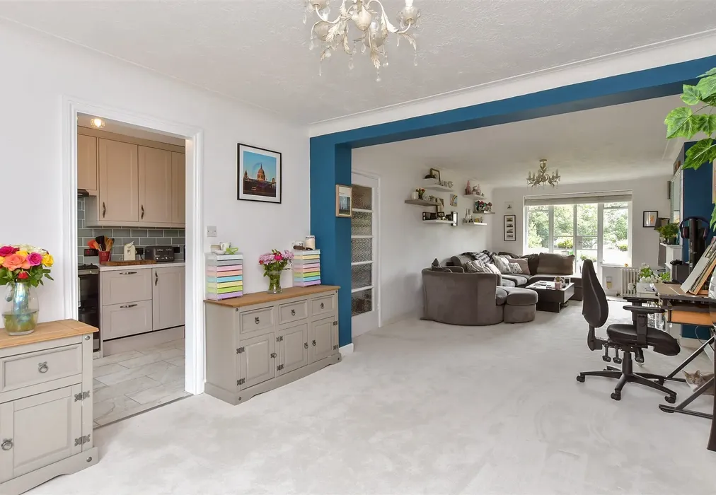 Lounge - Furze Hill, Hove, Brighton & Hove - Wards of Kent