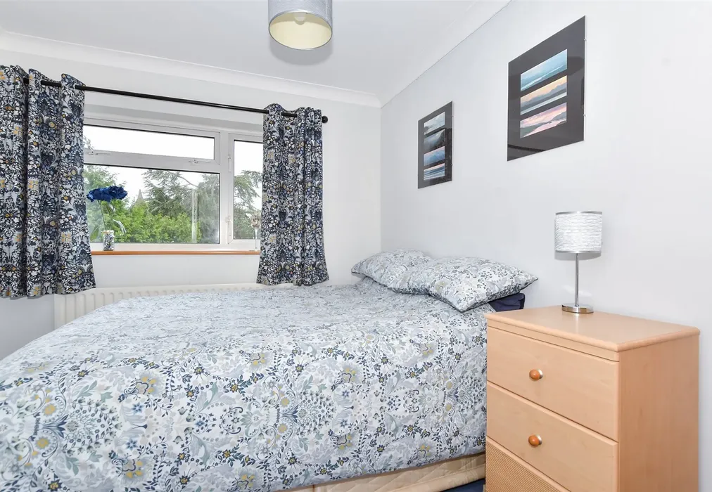 Bedroom 4 - The Rocks Road, East Malling, West Malling, Kent - Wards of Kent