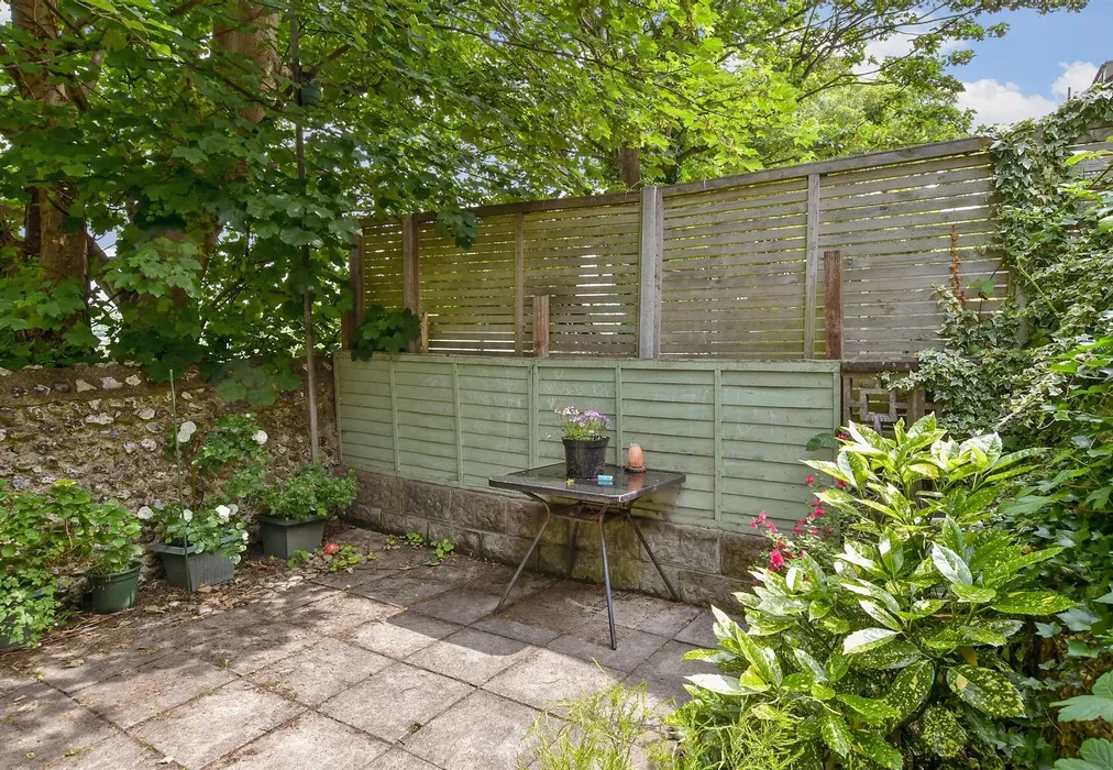 Rear Garden - May Road, Brighton, East Sussex - Wards of Kent
