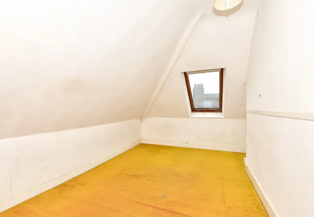 Bedroom 2 - Bouverie Road West, Folkestone, Kent - Wards of Kent