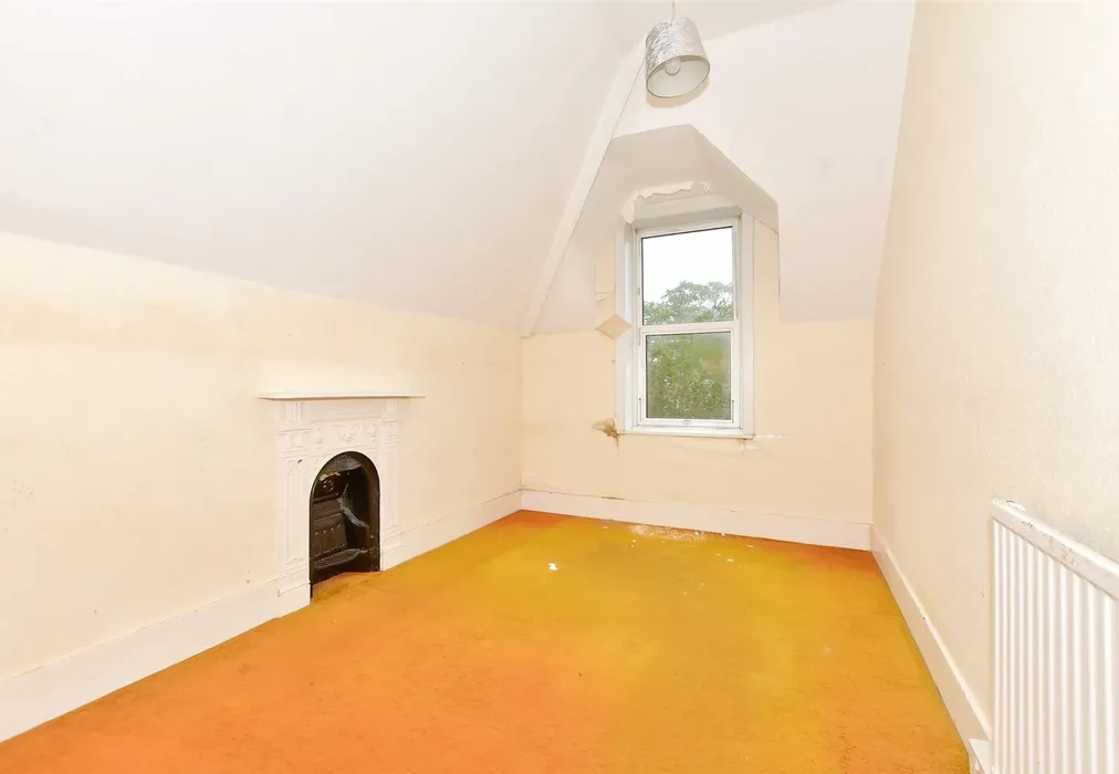 Bedroom 4 - Bouverie Road West, Folkestone, Kent - Wards of Kent