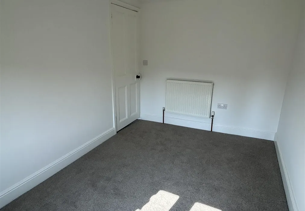Bedroom 2 - Cinder Footpath, Broadstairs, Kent - Wards of Kent