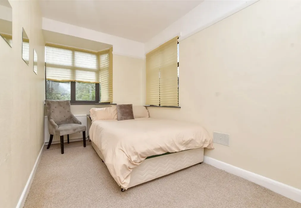 Bedroom 3 - Pampisford Road, Purley, Surrey - Wards of Kent
