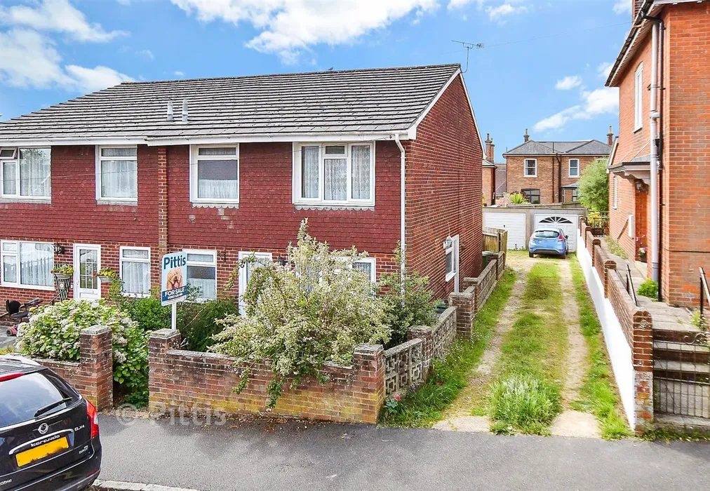 External (Brochure)* - Avondale Road, Newport, Isle of Wight - Wards of Kent