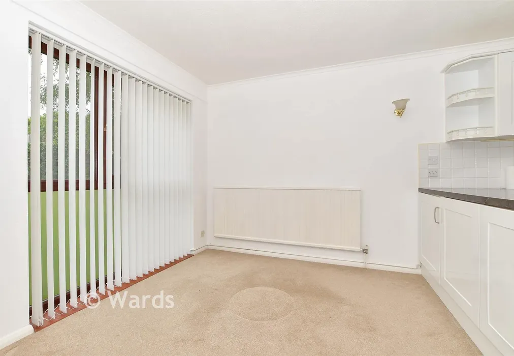 Dining Area - Mill Crescent, Tonbridge, Kent - Wards of Kent