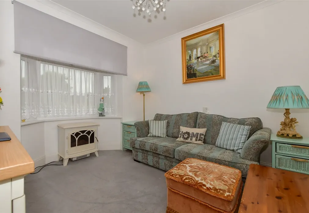 Bedroom 1 - Sutton Road, Maidstone, Kent - Wards of Kent