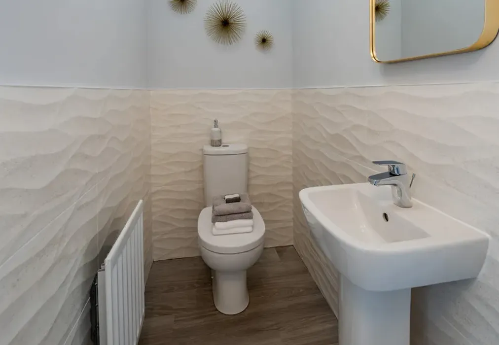 Cloakroom - Dowling Way, Avisford Grange, Walberton, Arundel, West Sussex - Wards of Kent