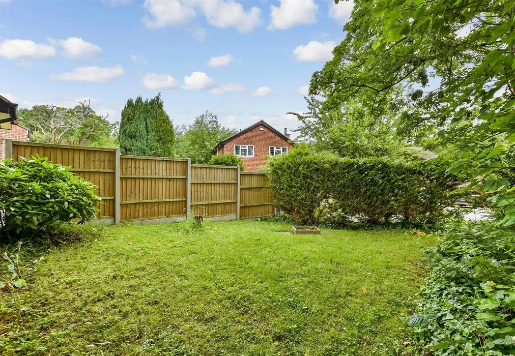 Front Garden - Foxden Drive, Downswood, Maidstone, Kent - Wards of Kent