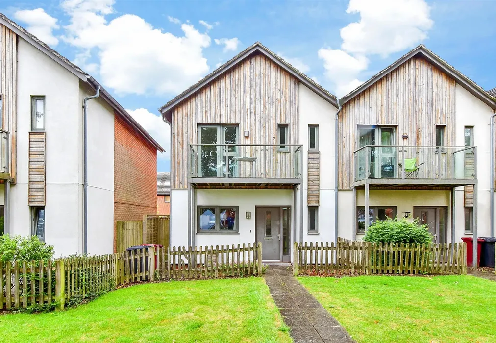 Front NEW (WEB) - Lloyd Road, Chichester, West Sussex - Wards of Kent