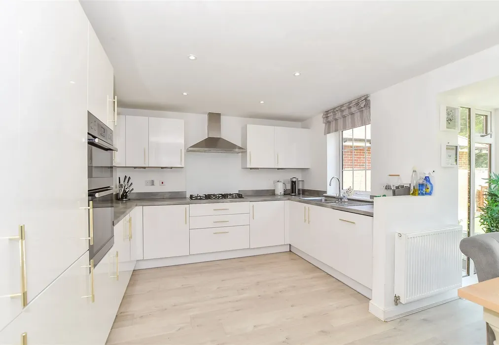 Kitchen/Diner - Braganza Drive, Staplehurst, Tonbridge, Kent - Wards of Kent