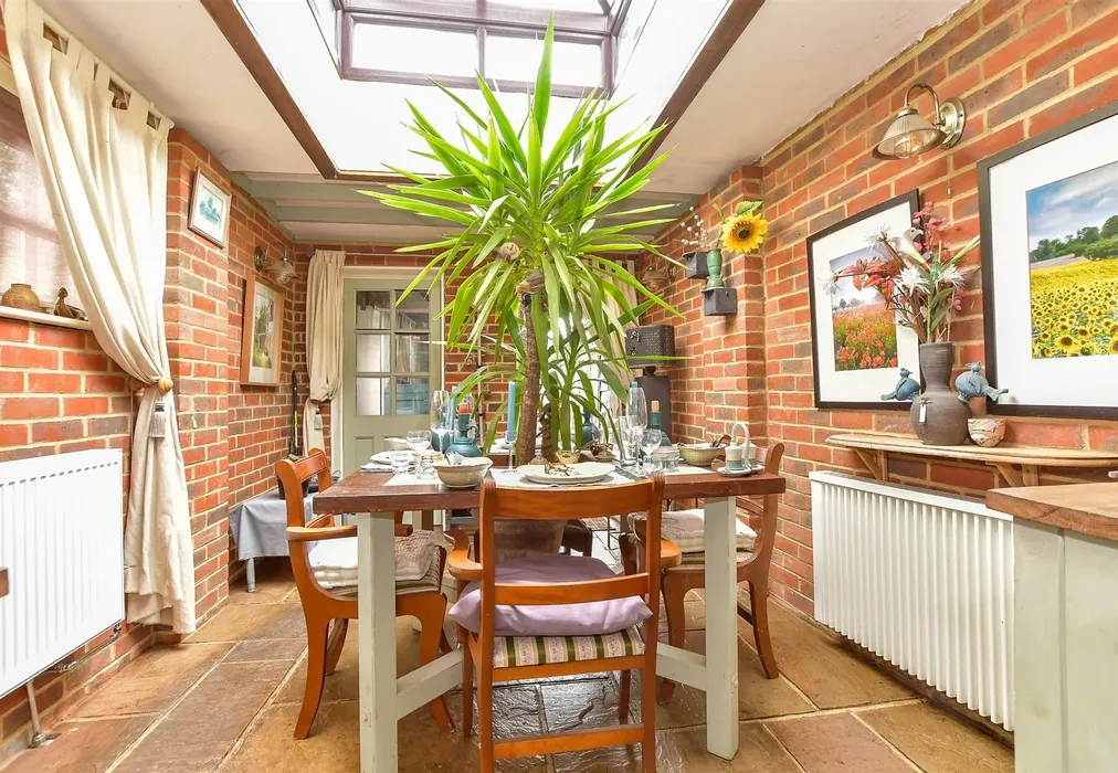 Dining Room - Sheephurst Lane, Marden, Tonbridge, Kent - Wards of Kent