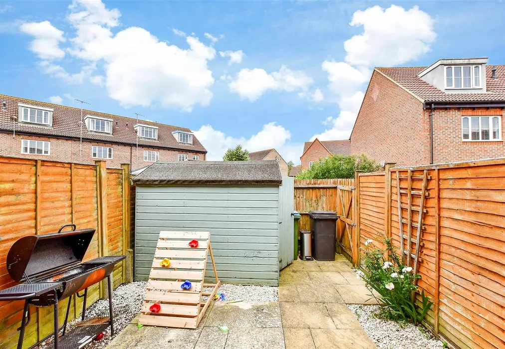 Rear Garden - Ash Close, Littlehampton, West Sussex - Wards of Kent