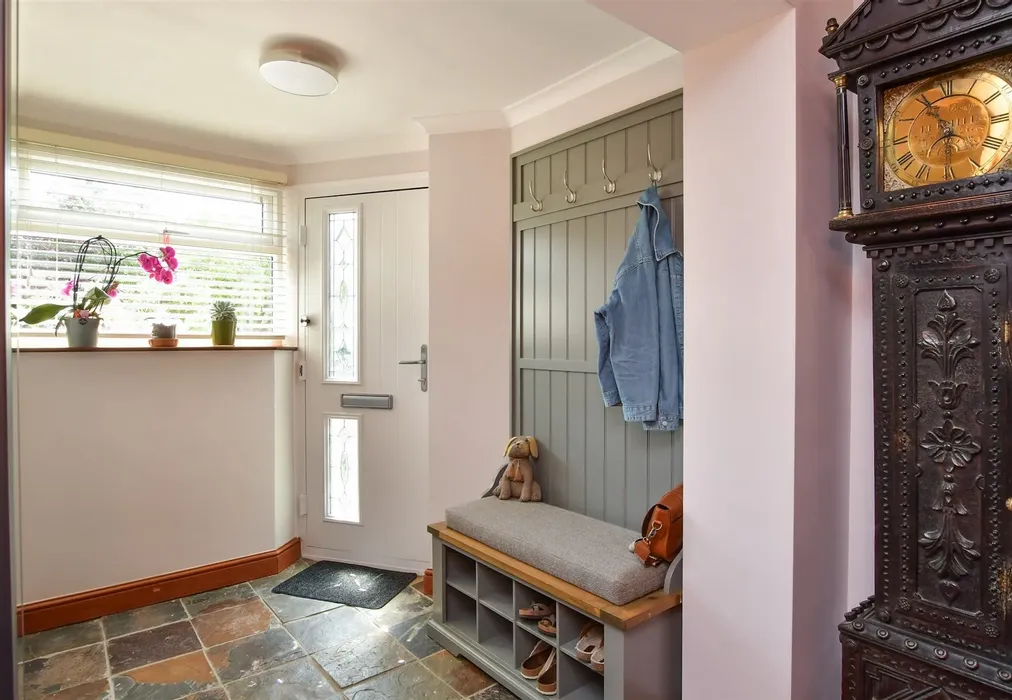 Entrance Hall - Mackie Avenue, Patcham, Brighton, East Sussex - Wards of Kent