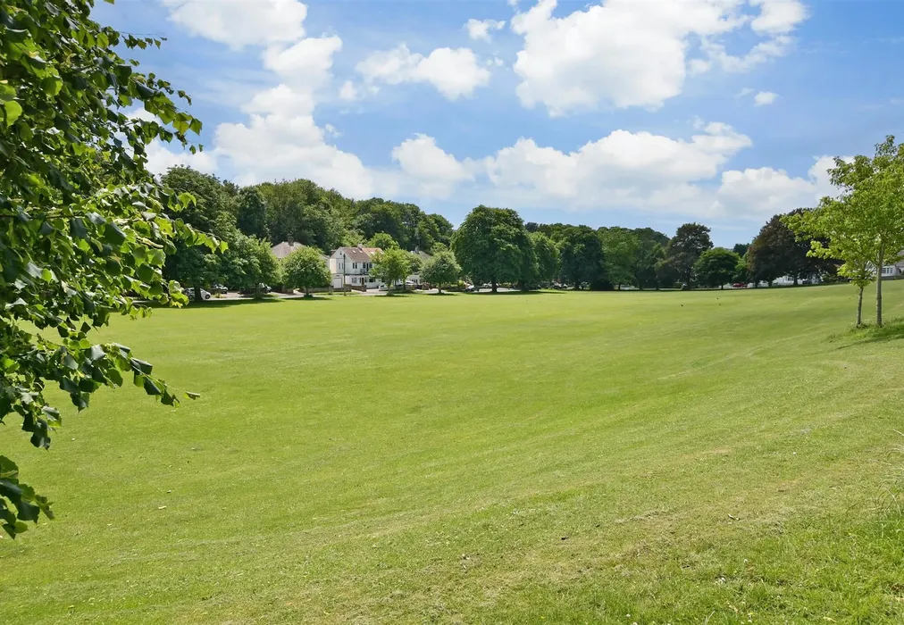Surrounding Area - Mackie Avenue, Patcham, Brighton, East Sussex - Wards of Kent