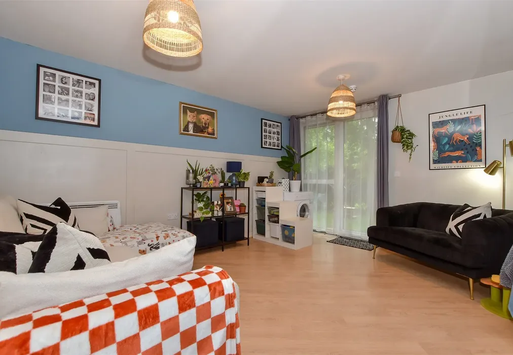 Lounge/Dining/ Kitchen - Sandling Lane, Penenden Heath, Maidstone, Kent - Wards of Kent