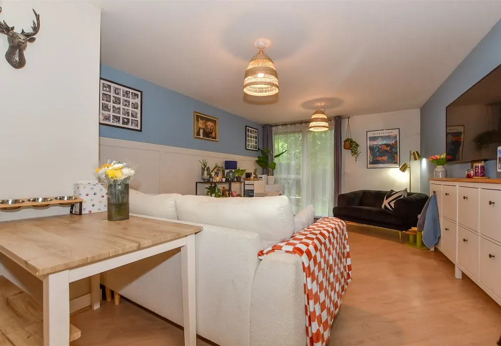 Lounge/Dining/ Kitchen - Sandling Lane, Penenden Heath, Maidstone, Kent - Wards of Kent