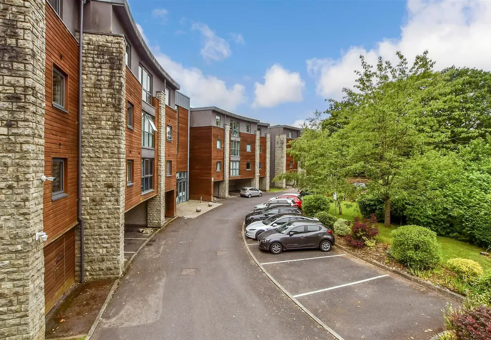 Front Web - Sandling Lane, Penenden Heath, Maidstone, Kent - Wards of Kent