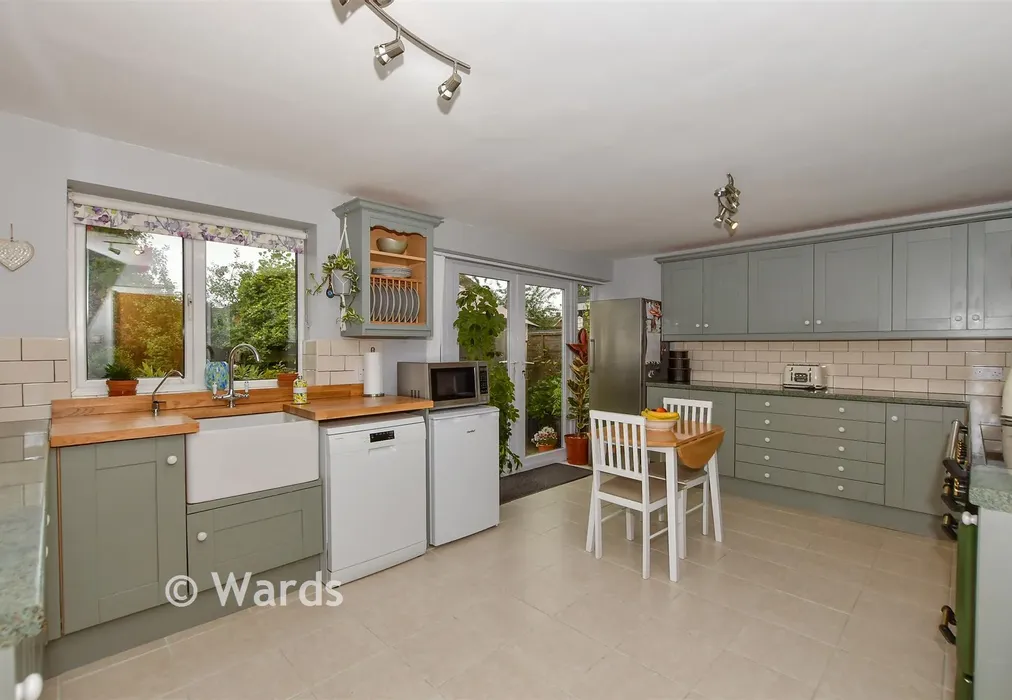 Kitchen - Ham Lane, Lenham, Maidstone, Kent - Wards of Kent