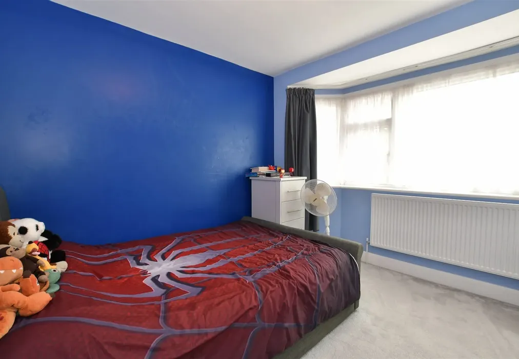 Bedroom 3 - Chadwell Avenue, Romford, Essex - Wards of Kent