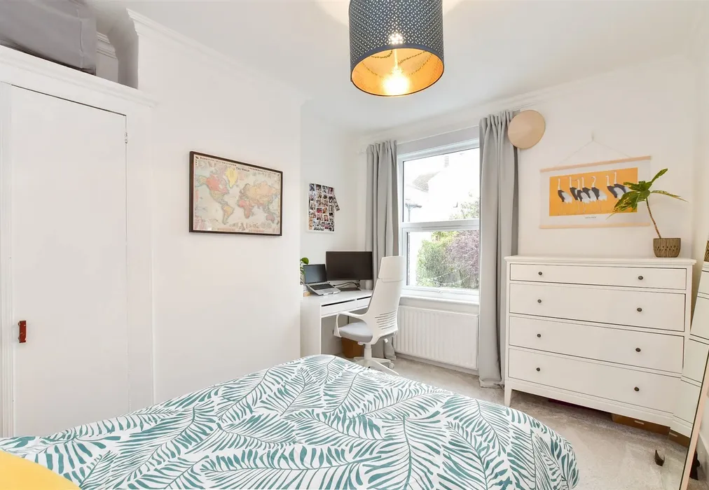 Bedroom 2 - Bonchurch Road, Brighton, East Sussex - Wards of Kent