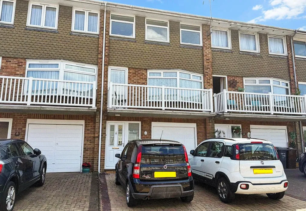Front - Woodside Road, Tonbridge, Kent - Wards of Kent