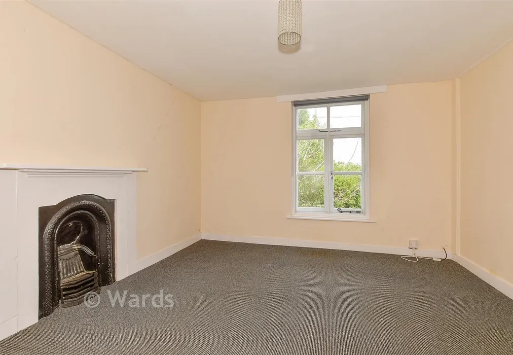 Bedroom 3 - Pilgrims Way, Canterbury, Kent - Wards of Kent