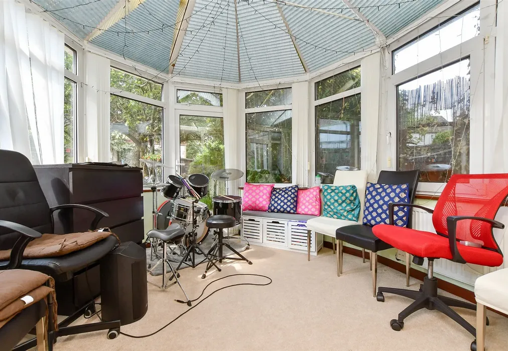 Conservatory - Purley Oaks Road, South Croydon, Surrey - Wards of Kent