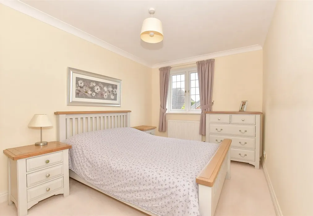 Bedroom 1 - Manor Road, Deal, Kent - Wards of Kent