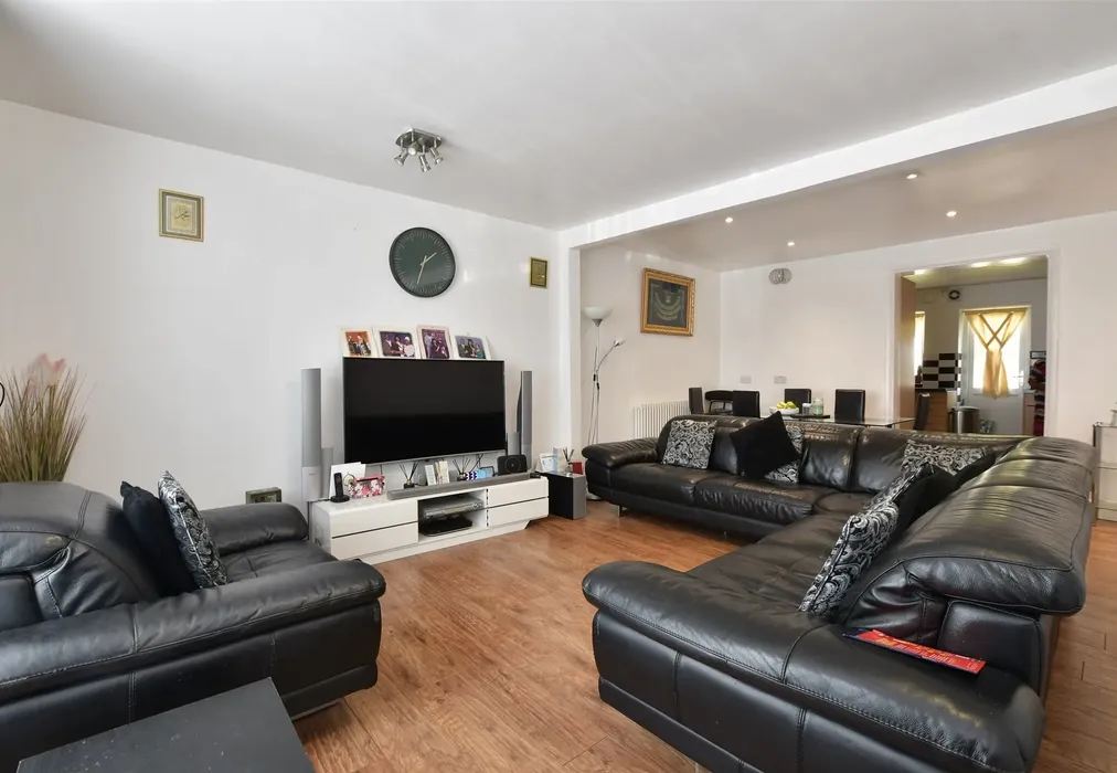 Lounge/Dining Room - Branch Road, Ilford, Essex - Wards of Kent