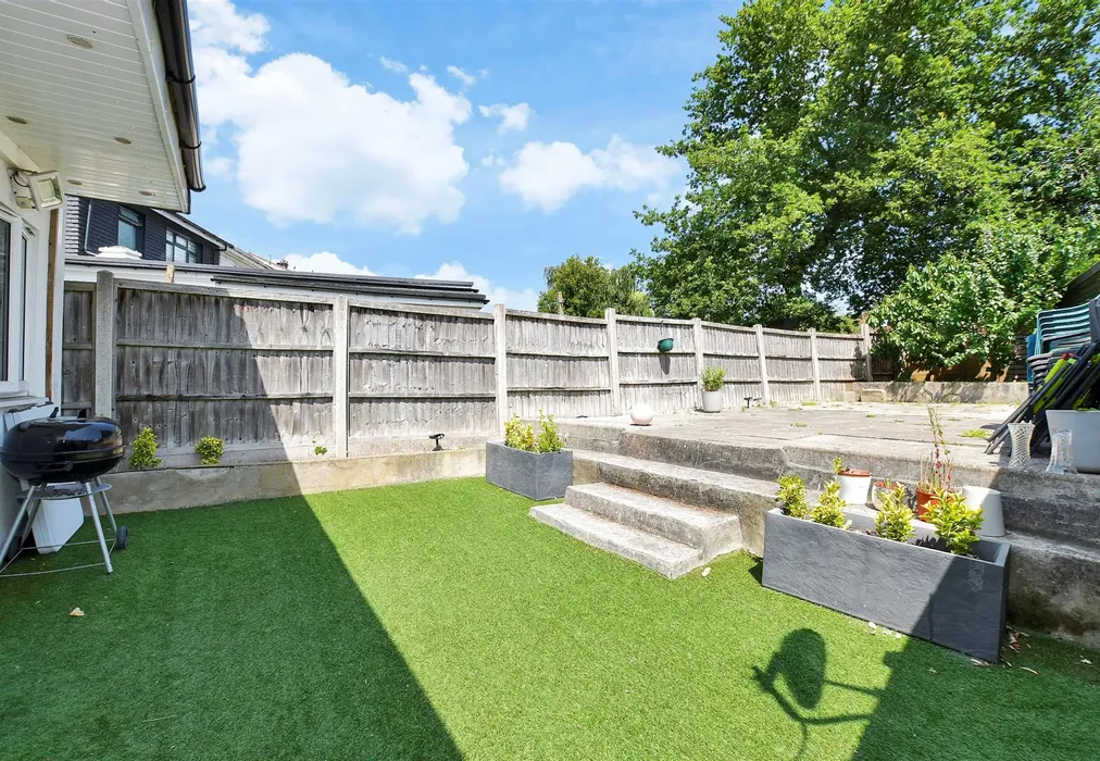 Rear Garden - Branch Road, Ilford, Essex - Wards of Kent