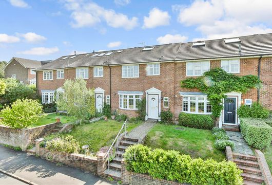 Clayhall Lane, Reigate, Surrey - Wards of Kent