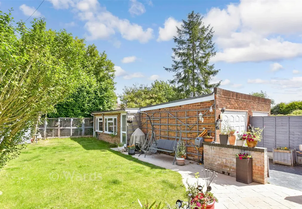 Rear Garden - Stangate Road, Strood, Rochester, Kent - Wards of Kent