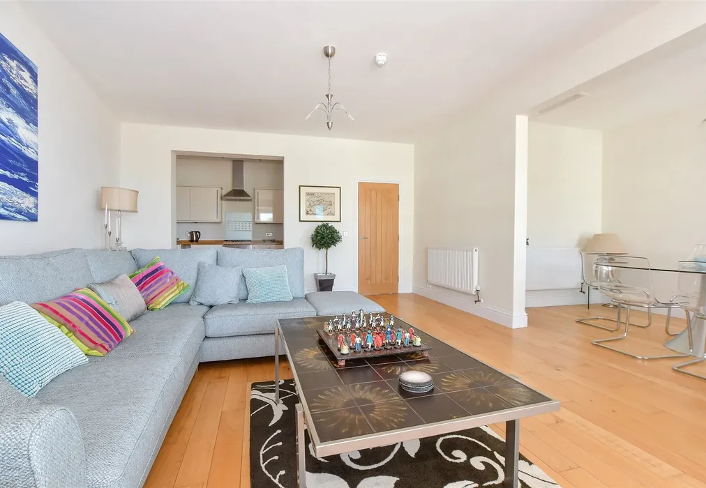 Lounge - Hambrough Road, Ventnor, Isle of Wight - Wards of Kent