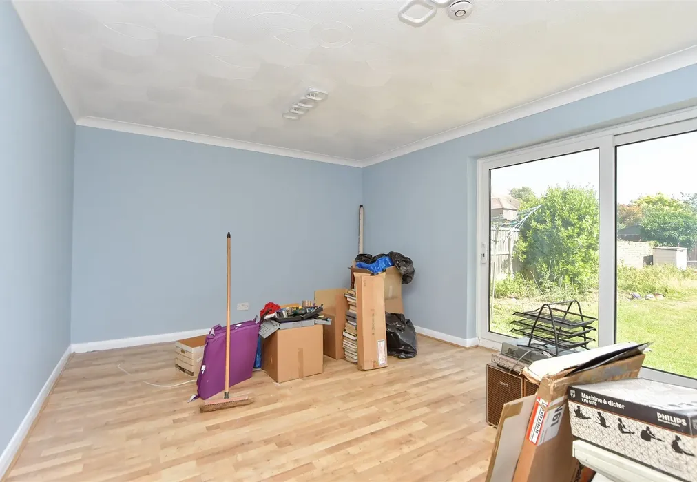 Bedroom 2 - Borden Lane, Sittingbourne, Kent - Wards of Kent