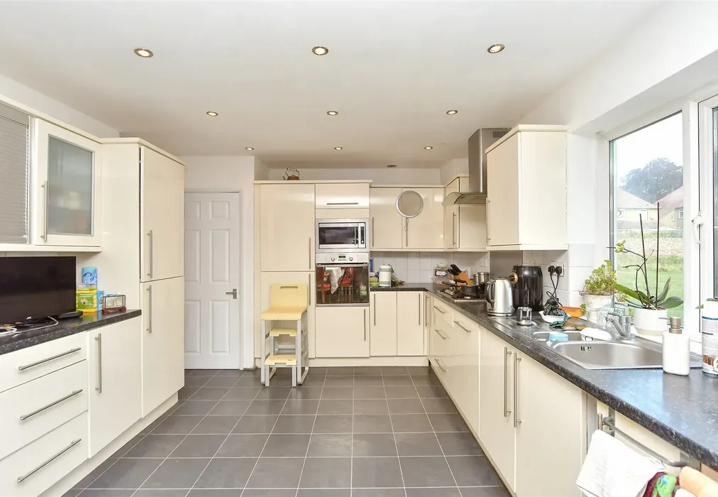 Kitchen/Breakfast Area - Borden Lane, Sittingbourne, Kent - Wards of Kent