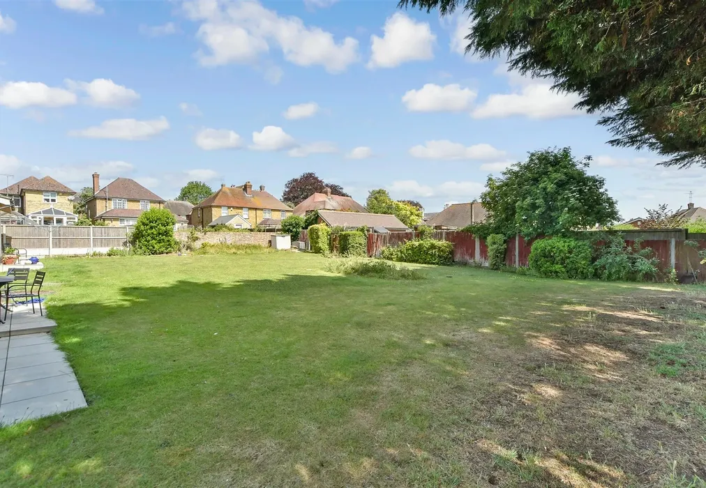 Rear Garden - Borden Lane, Sittingbourne, Kent - Wards of Kent