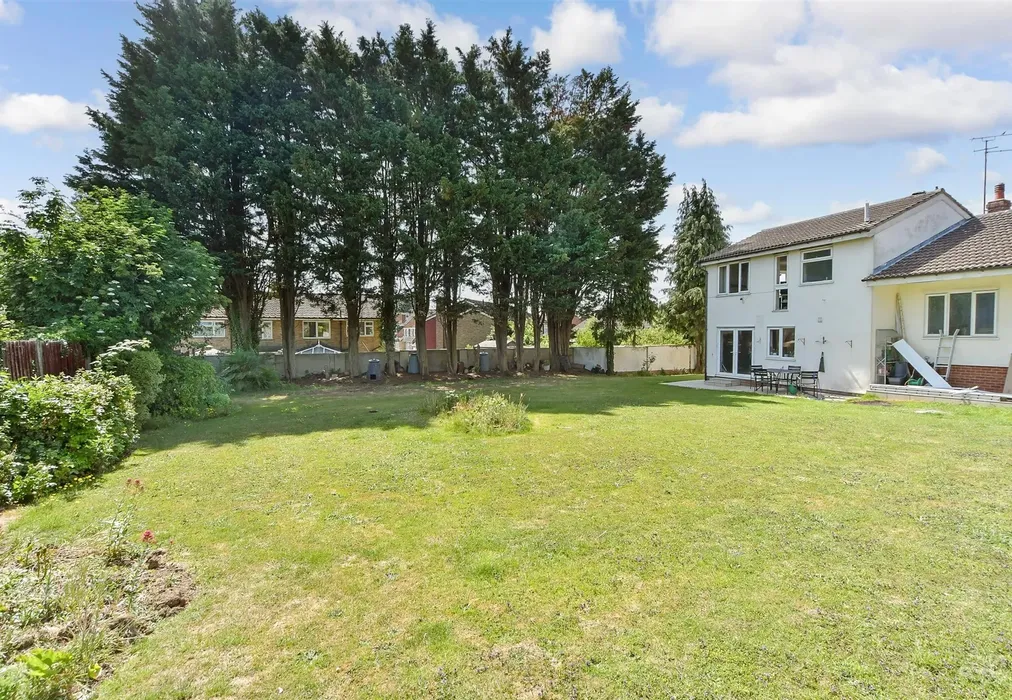 Rear Garden - Borden Lane, Sittingbourne, Kent - Wards of Kent