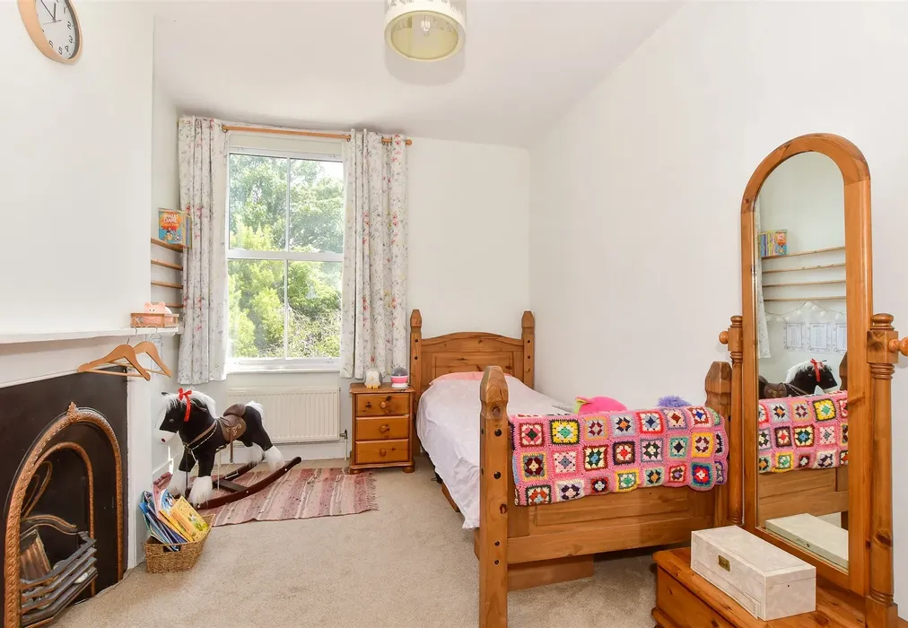Bedroom 3 - College Road, Deal, Kent - Wards of Kent