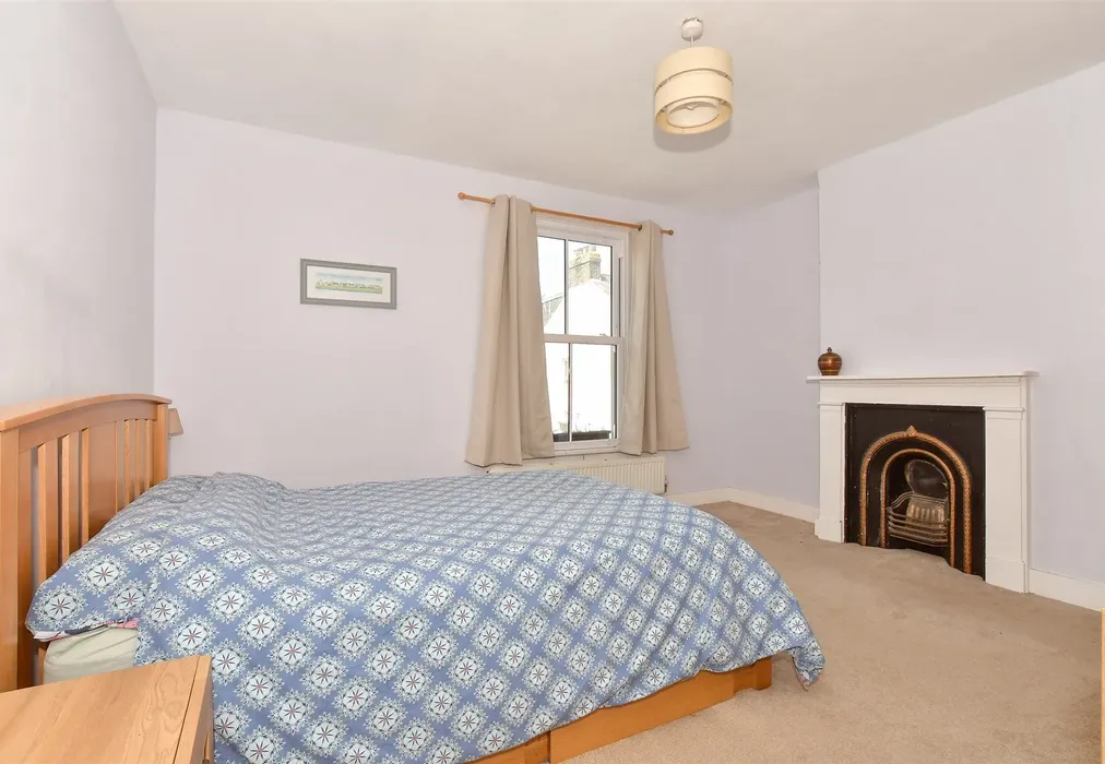 Bedroom 1 - College Road, Deal, Kent - Wards of Kent