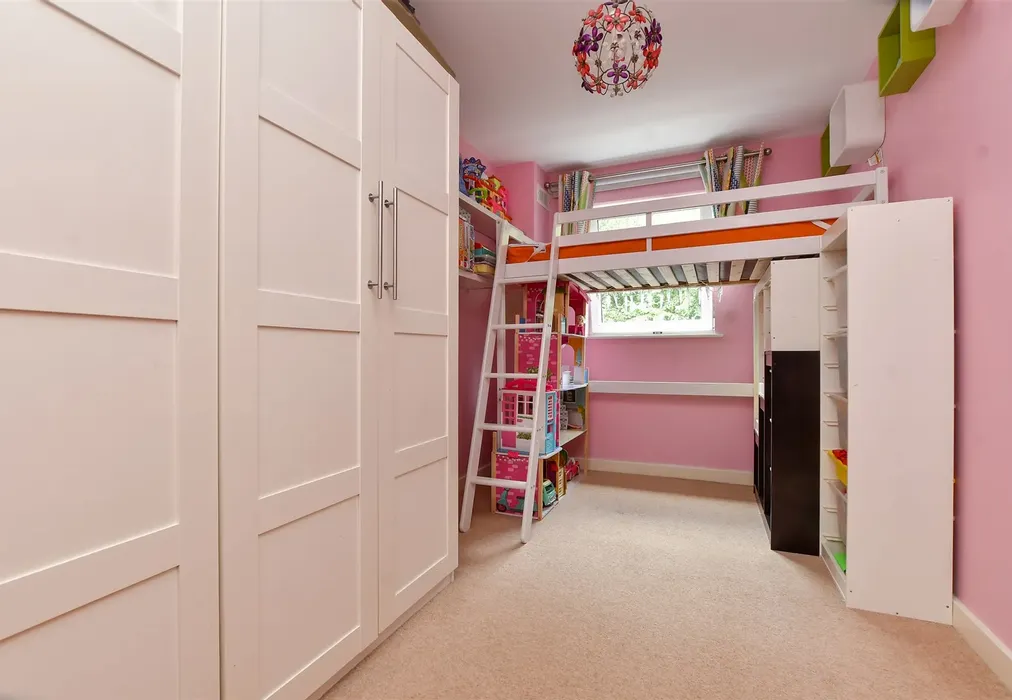 Bedroom 2 - Godstone Road, Kenley, Surrey - Wards of Kent